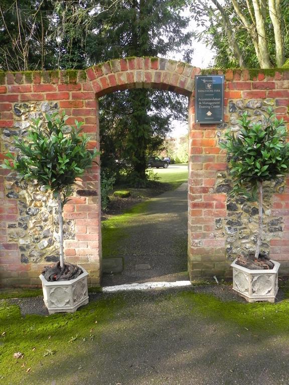 Badgemore Park Henley-on-Thames Exterior photo